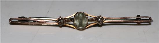 9ct gold gem set bar brooch
